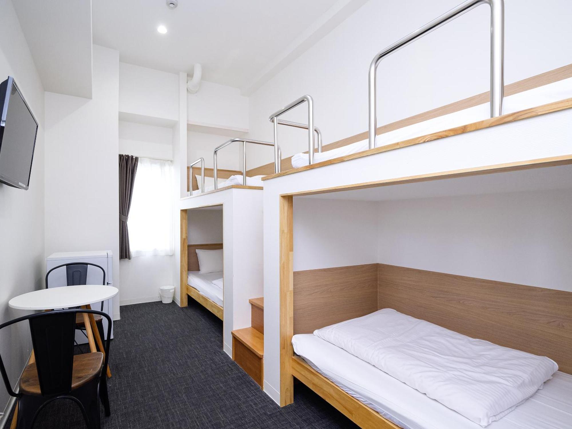 Abest Cube Kokusai Street-cabin Type With Key Naha