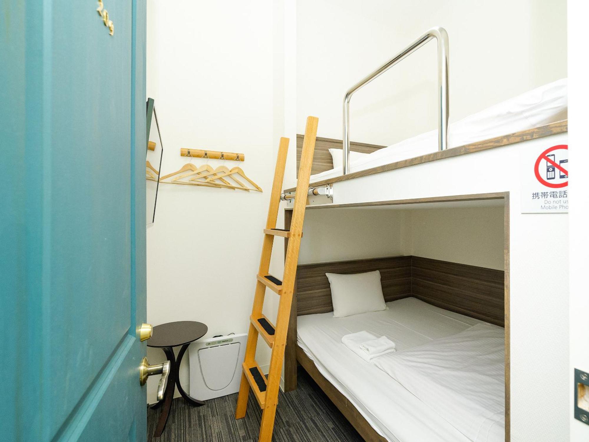 Abest Cube Kokusai Street-cabin Type With Key Hotel 3*